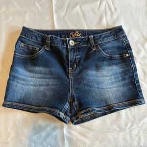 Junior girls Justice shorts. Size 16R